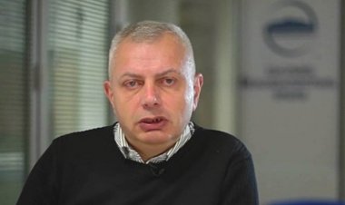 ზაალ ანჯაფარიძე: ნინო დათაშვილისთვის პატიმრობის გირაოთი შეცვლა მისი ჯანმრთელობის გამო, კიდევ ერთი მაგალითია, თუ რით და როგორ განსხვავდება ამჟამინდელი ხელისუფლება „ნაცმოძრაობის“ რეჟიმისგან - ვერ გამოძერწავენ დათაშვილისგან „გმირს,“ ისევე როგორც ვერ გამოძერწეს იმავე ჯიშის სხვა წარმომადგენლებისგან