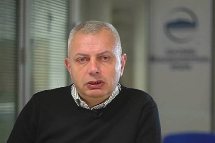 ზაალ ანჯაფარიძე: ნინო დათაშვილისთვის პატიმრობის გირაოთი შეცვლა მისი ჯანმრთელობის გამო, კიდევ ერთი მაგალითია, თუ რით და როგორ განსხვავდება ამჟამინდელი ხელისუფლება „ნაცმოძრაობის“ რეჟიმისგან - ვერ გამოძერწავენ დათაშვილისგან „გმირს,“ ისევე როგორც ვერ გამოძერწეს იმავე ჯიშის სხვა წარმომადგენლებისგან