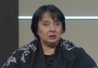 ნანა კაკაბაძე: მზია ამაღლობელი სახაროვის პრემიით დააჯილდოვეს არა ჟურნალისტური საქმიანობისთვის, არამედ იმისათვის, რომ პოლიციელს სილა გაარტყა - პრემიის მიცემა იმ პოზიციის წახალისებაა, რომელიც გულისხმობს ხელისუფლების “მშვიდობიან” დამხობას, მაიდანიზაციას, სახელმწიფო შენობებზე შტურმის მოწყობას, სამართალდამცავების დაბულინგებას და დისკრედიტაციას