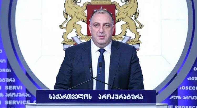 პროკურატურამ მიხეილ სააკაშვილის, გიორგი ვაშაძის, ნიკა გვარამიას, ნიკა მელიას, ზურაბ ჯაფარიძის, ელენე ხოშტარიას, მამუკა ხაზარაძისა და ბადრი ჯაფარიძის წინააღმდეგ სისხლის სამართლებრივი დევნა დაიწყო